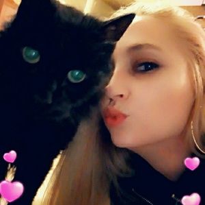 Meet your Posher, Samantha